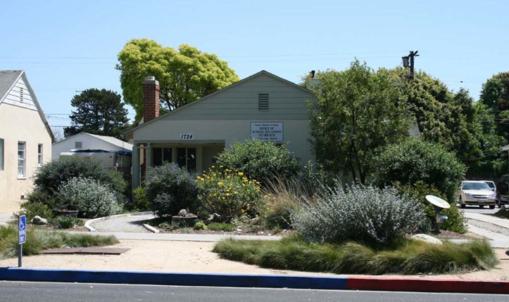Garden/Garden &mdash; A Comparison in Santa Monica